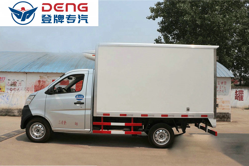 長(zhǎng)安CLW5020XLC5冷藏車(chē)_09